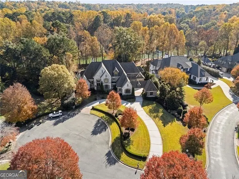 885 Vista Bluff Drive, Johns Creek, GA 30097 - Image #2