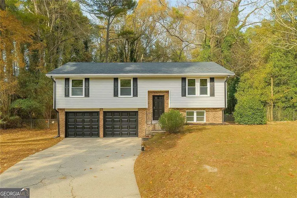 6956 Kimberland Gardens Lane, Lithonia, GA 30058 - Image #1