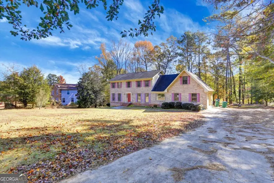 4806 Dean Lane Sw, Lilburn, GA 30047 - Image #2