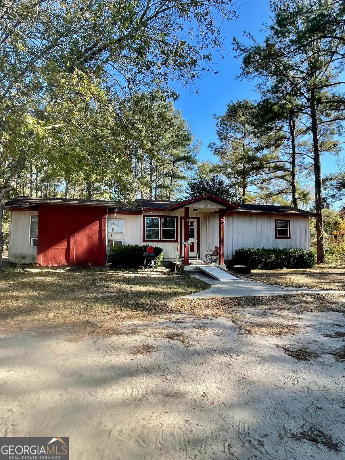 529 Irish Lake Circle, East Dublin, GA 31027 - Image #1