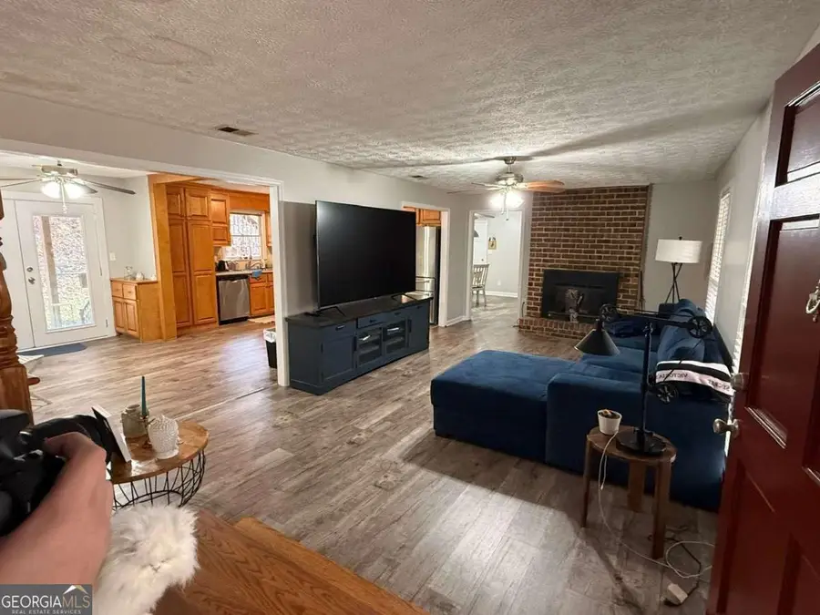 403 S Sequoyah Circle Ne, Calhoun, GA 30701 - Image #2