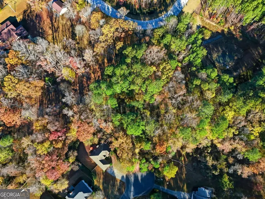 4077 N Shores Drive Nw, Acworth, GA 30101 - Image #3