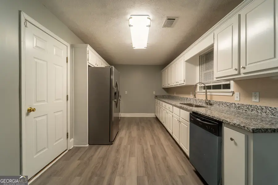 220 Mcgiboney Place, Covington, GA 30016 - Image #3