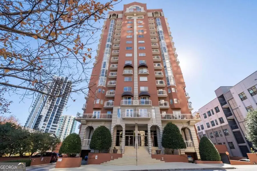 3435 Kingsboro Road Ne, Atlanta, GA 30326 - Image #2