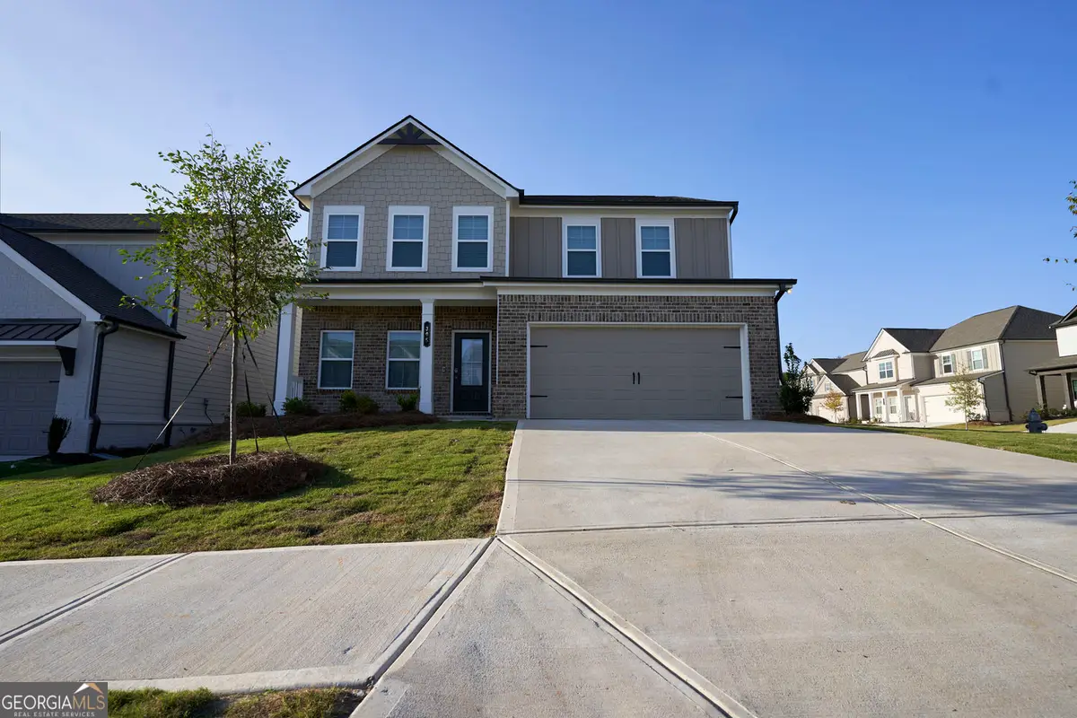 305 Sterling Creek Way, Loganville, GA 30052 - Image #1
