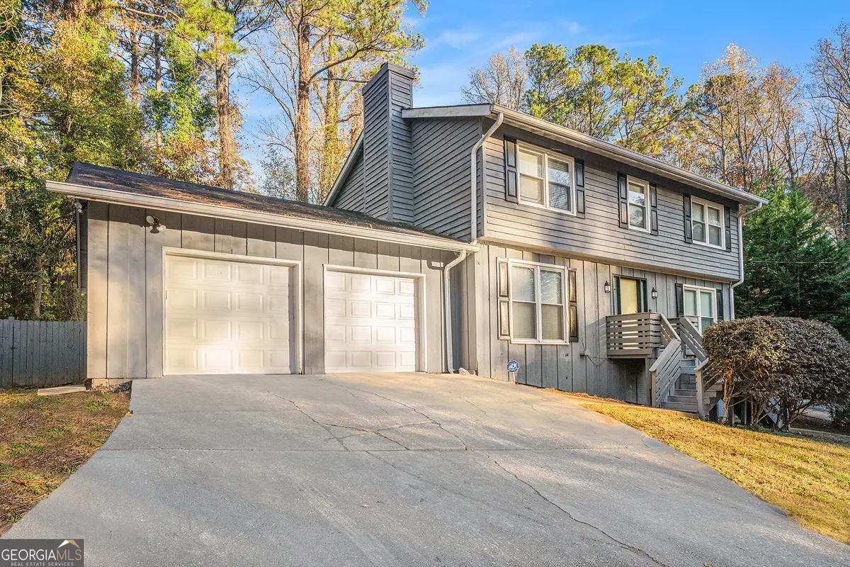 971 Willow Run, Stone Mountain, GA 30088 - Image #1