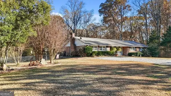 13355 Holly Road, Roswell, GA 30075