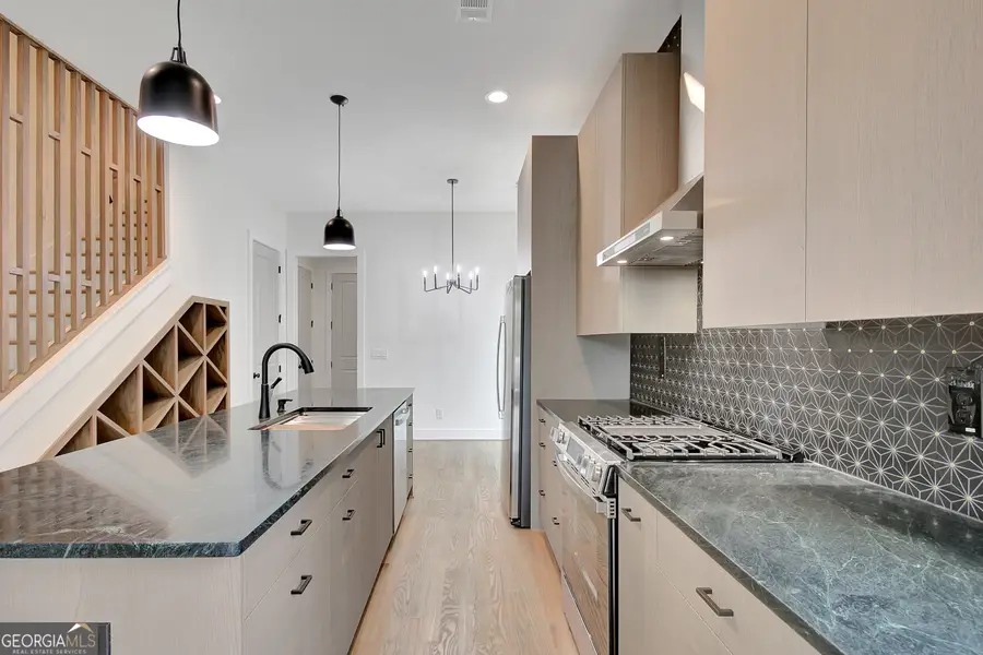 462 Connally Street Se, Atlanta, GA 30312 - Image #3