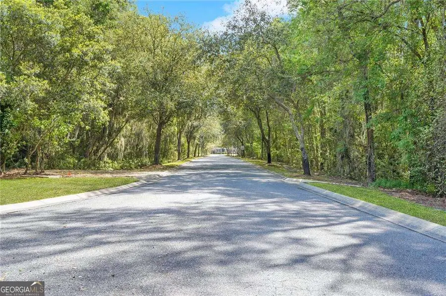 405 Country Walk Circle, Brunswick, GA 31525 - Image #3