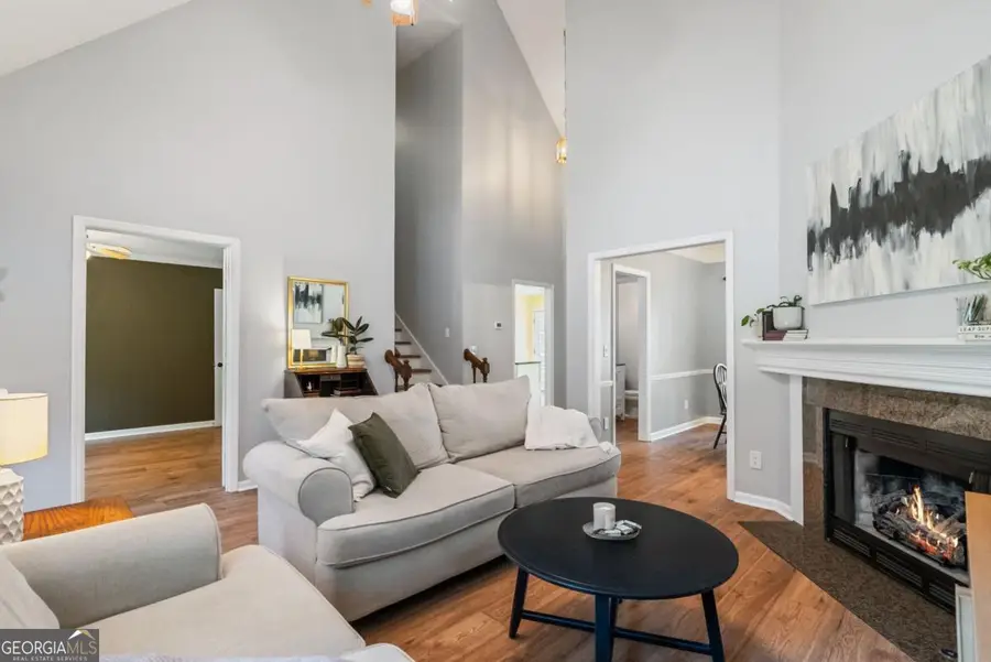 219 Tennis Court Lane Nw, Kennesaw, GA 30144 - Image #2