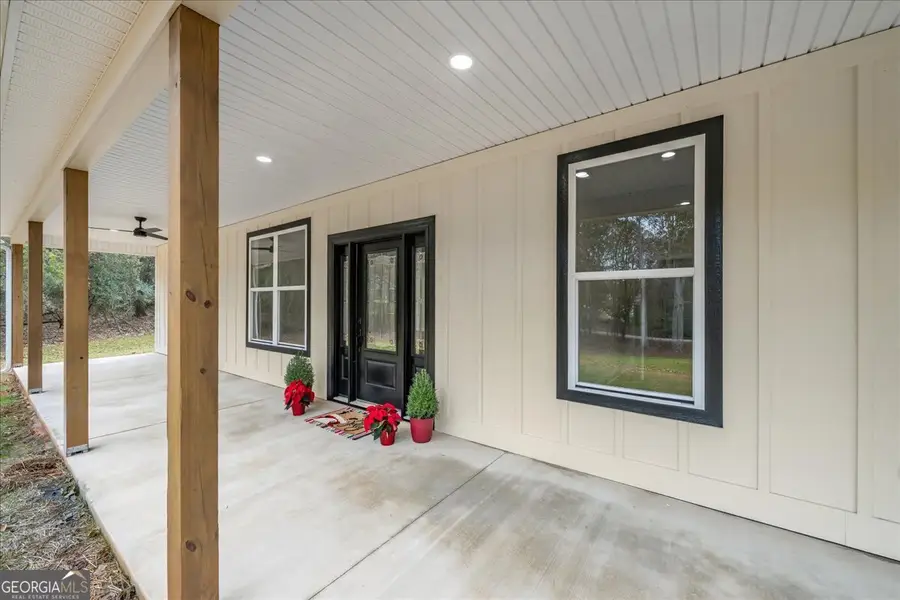 329 Greenleaf Drive, Lavonia, GA 30553 - Image #2