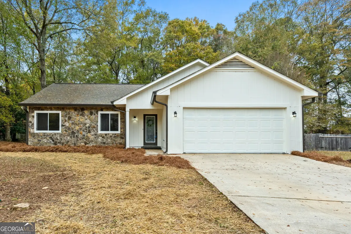 416 Rockaway Road, Senoia, GA 30276 - Image #1