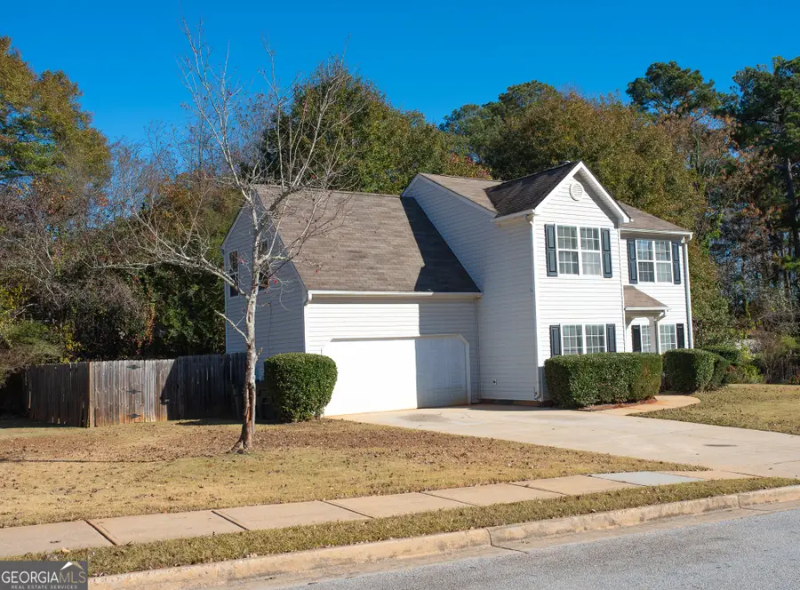 8201 N Sterling Lakes Drive, Covington, GA 30014 - Image #2