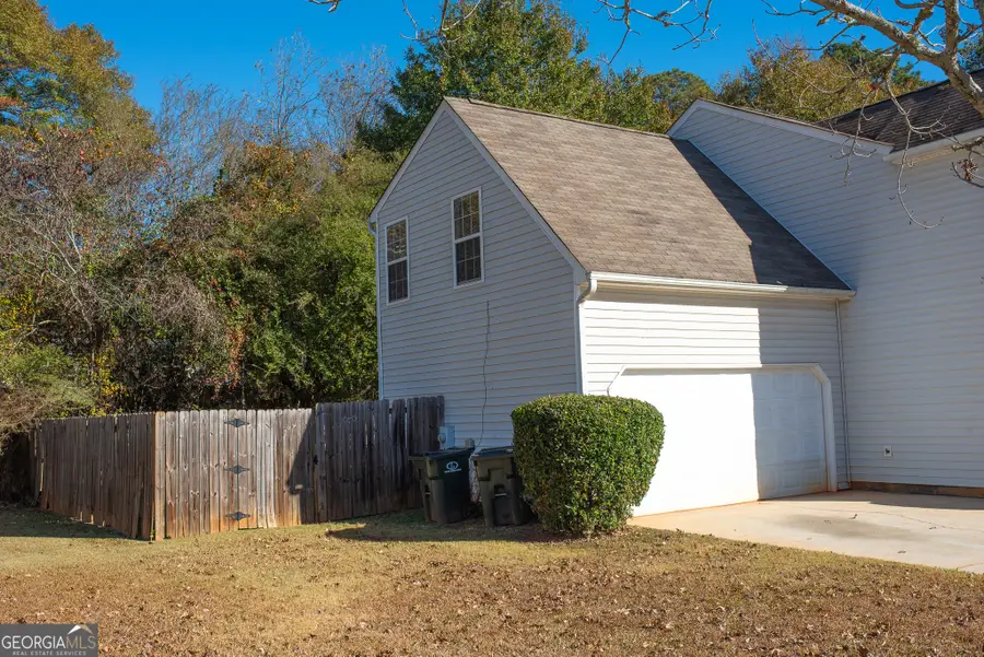 8201 N Sterling Lakes Drive, Covington, GA 30014 - Image #3