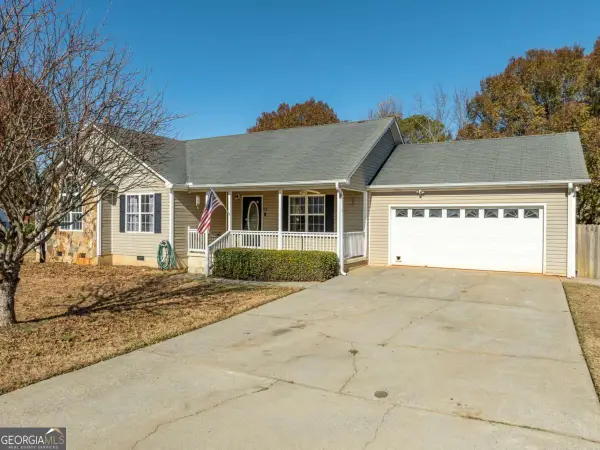 18 Hedgerow Court Se, Cartersville, GA 30120