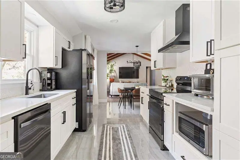 5925 Old Bill Cook Road, Atlanta, GA 30349 - Image #3