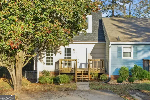 818 Manning Way Sw, Marietta, GA 30064