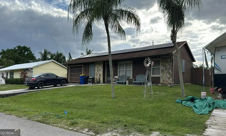 5638 SE Pine Avenue, Stuart, FL 34997 - Image #2