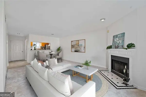 11 Finch Trail Ne, Atlanta, GA 30308