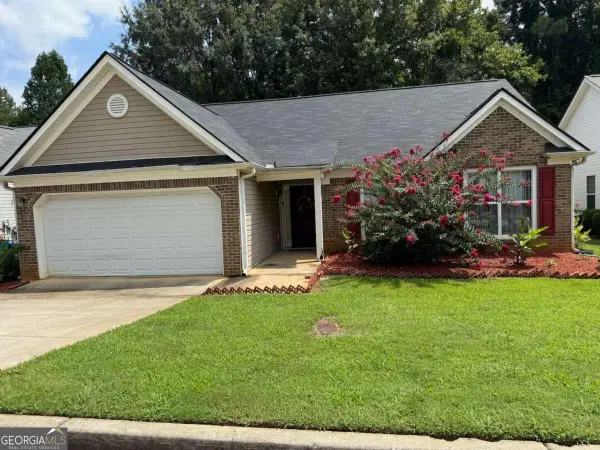 2863 Hillvale Cove Drive, Lithonia, GA 30058