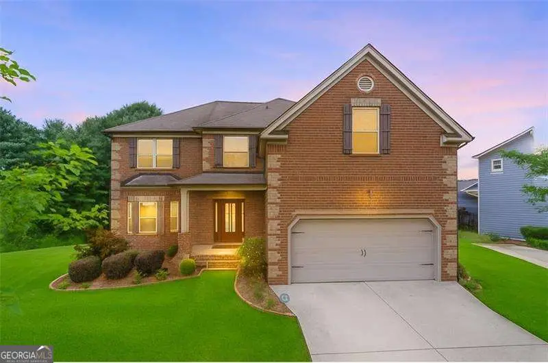 204 Misty Grove Drive, Loganville, GA 30052 - Image #2