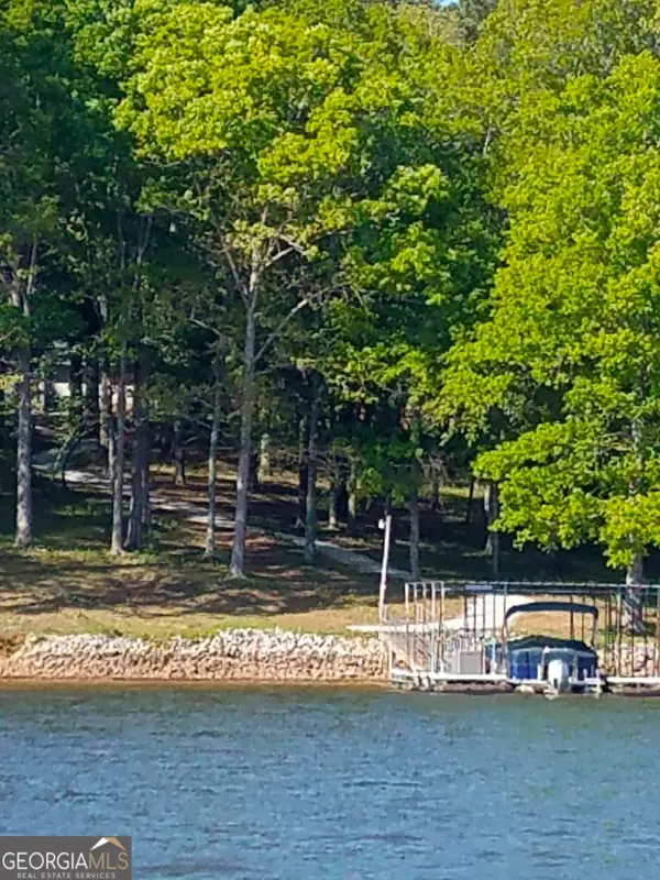 24 N Brooks Road, Lagrange, GA 30240