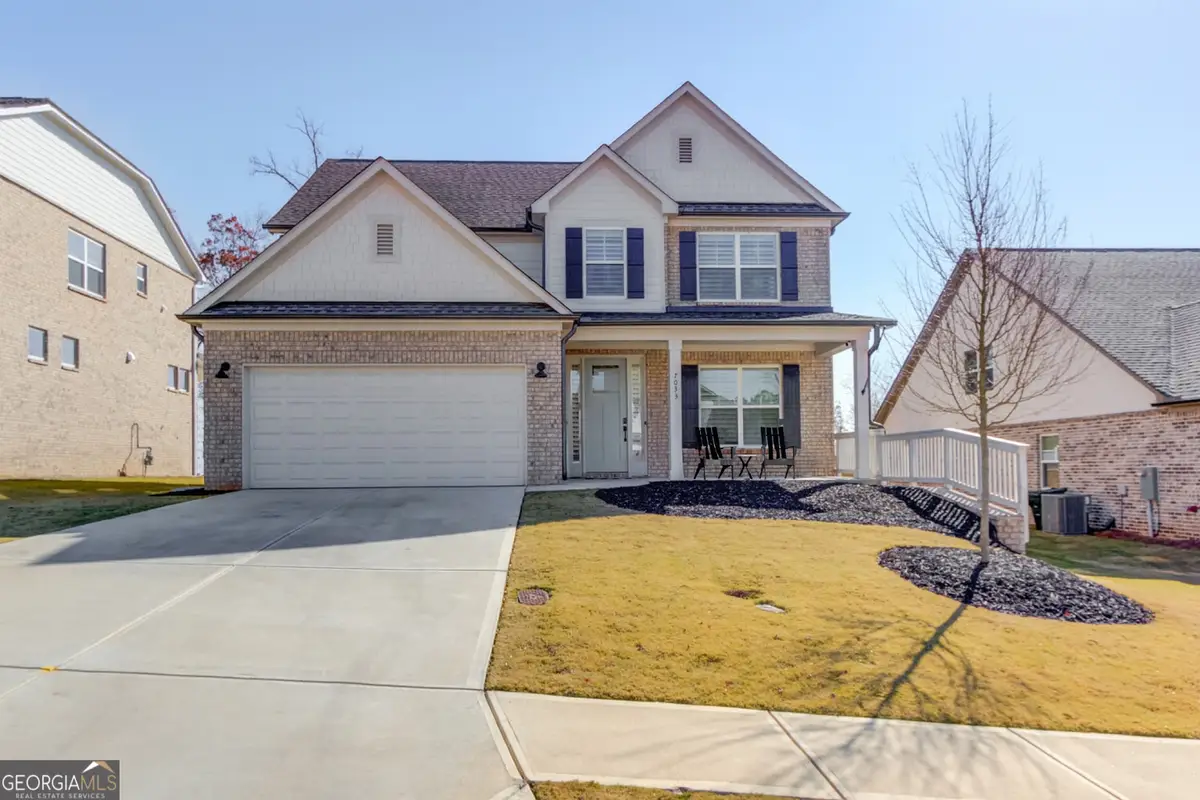 7033 Manchester Drive, Flowery Branch, GA 30542 - Image #1