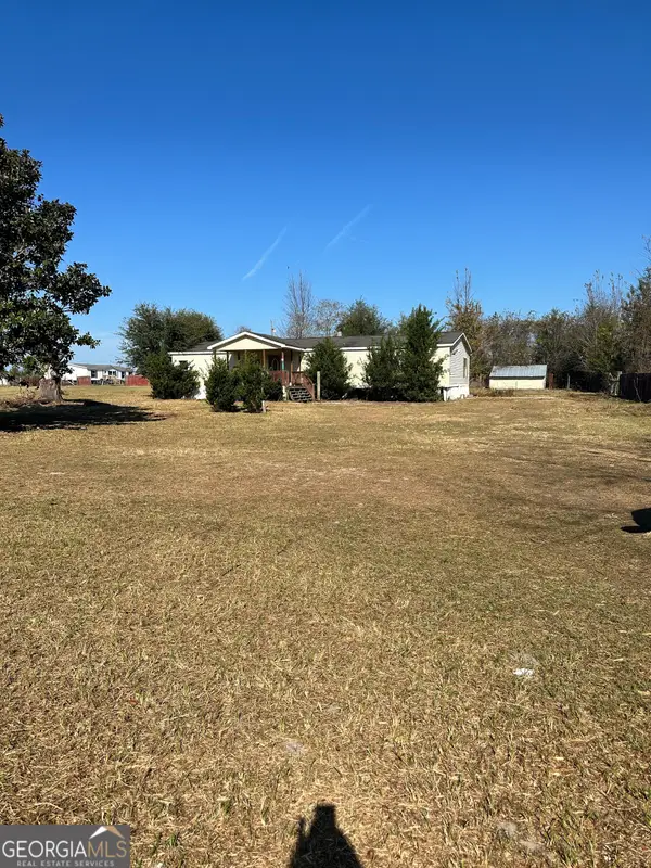 892 Reynolds Road, Folkston, GA 31537