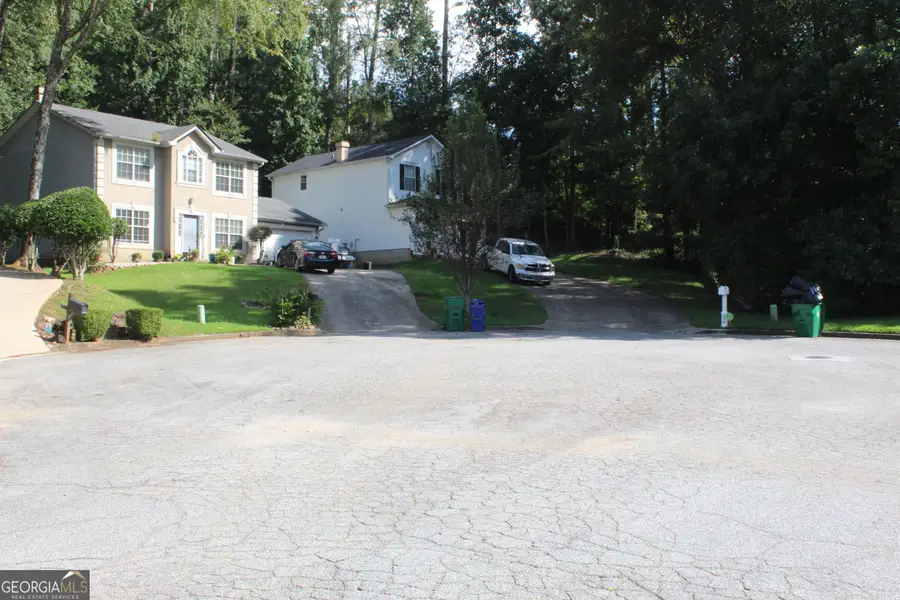 829 Carlingford Place, Lithonia, GA 30058 - Image #3