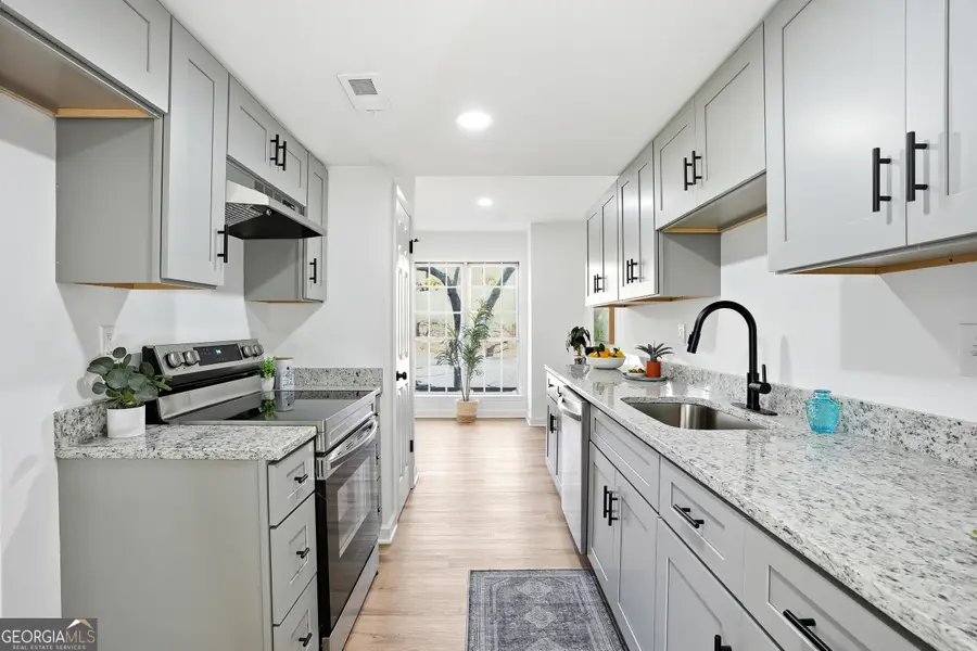 607 Garden Walk Drive, Stone Mountain, GA 30083 - Image #2