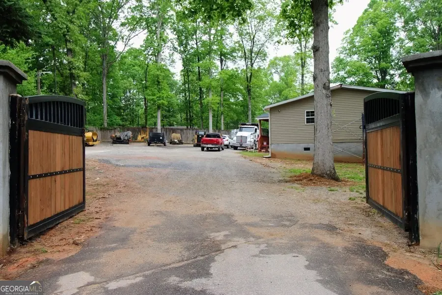 208 Holliday Way, Carrollton, GA 30116 - Image #2