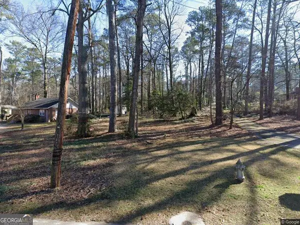 5777 Whispering Pines Road Sw, Mableton, GA 30126