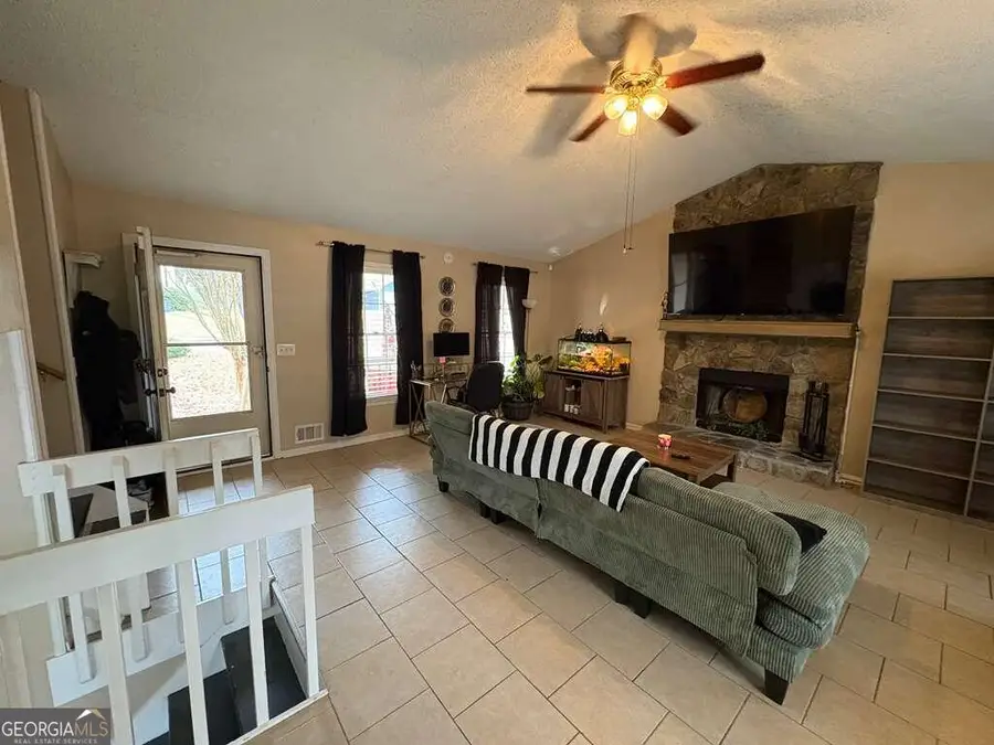 4679 Gold Dust Trail, Sugar Hill, GA 30518 - Image #3