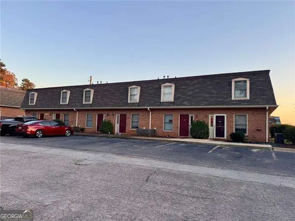 3925 Mountain View Road, Oakwood, GA 30566