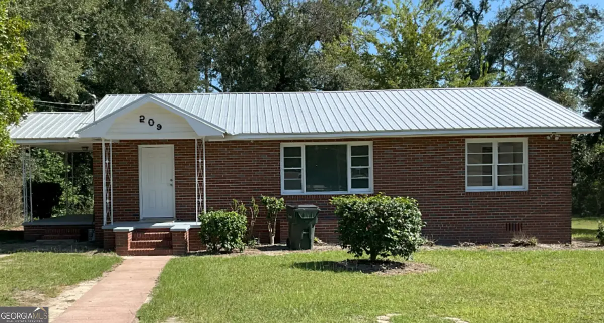 209 Price Street, Swainsboro, GA 30401 - Image #1
