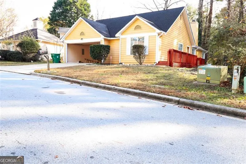 616 Kilkenny Circle, Lithonia, GA 30058 - Image #3