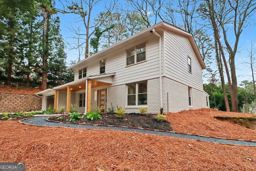 3841 Brooklawn Court Ne, Brookhaven, GA 30319 - Image #2