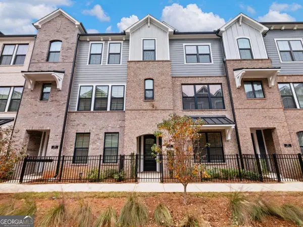 525 Ashbury Drive, Roswell, GA 30076