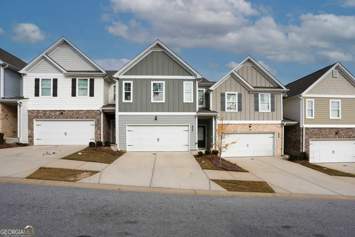 7488 Knoll Hollow Road, Lithonia, GA 30058 - Image #1