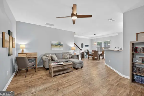 256 Valley Crossing, Canton, GA 30114