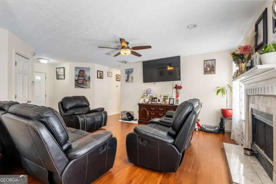 1729 Brandi Lane, Loganville, GA 30052 - Image #3