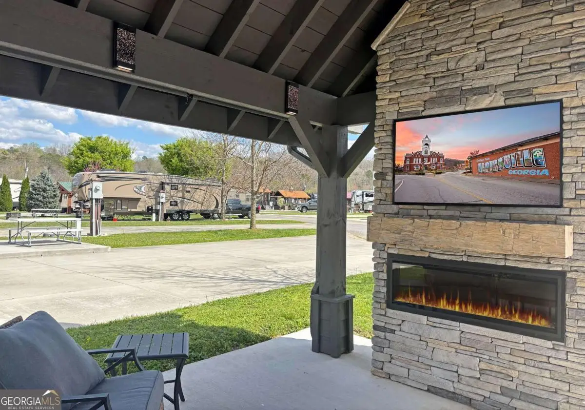 46 Circle Back Lane, Blairsville, GA 30512 - Image #1