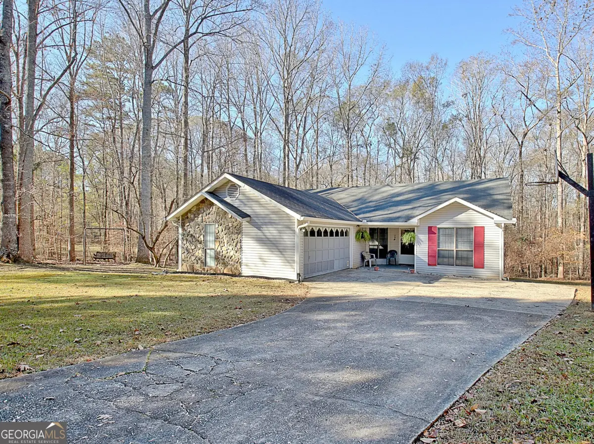 255 Loneoak Drive, Senoia, GA 30276 - Image #1