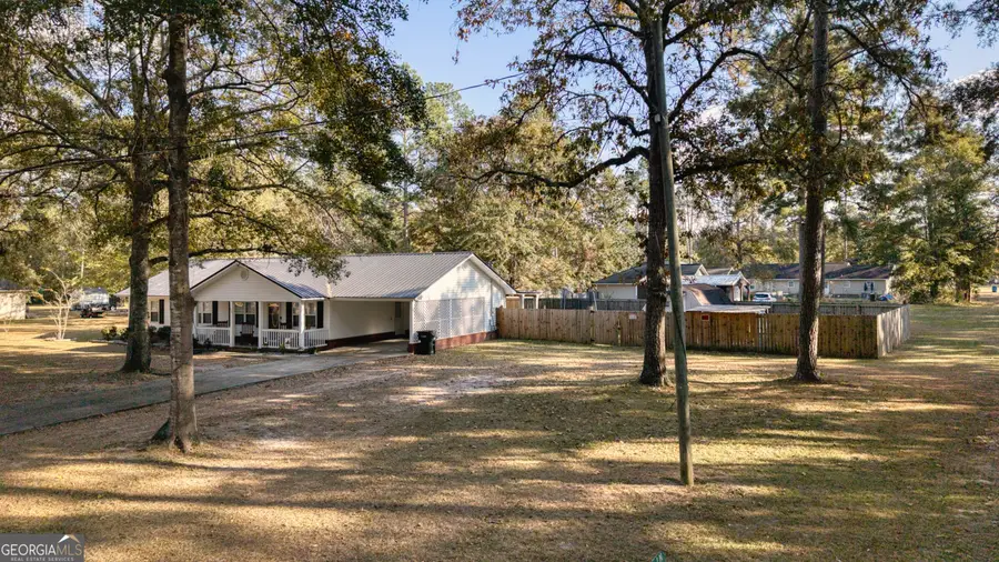 132 Mimosa Drive, Reidsville, GA 30453 - Image #3