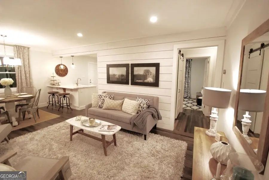 911 Lake Court Se, Smyrna, GA 30082 - Image #3