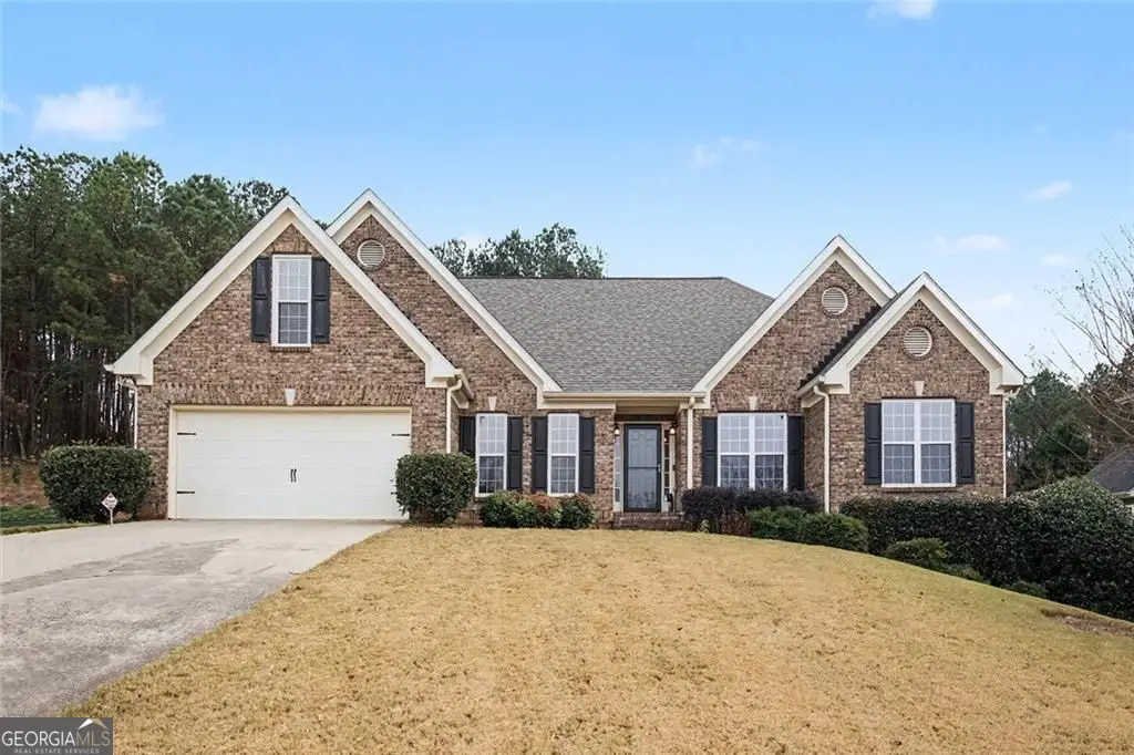 6369 Aarons Way, Flowery Branch, GA 30542 - #1