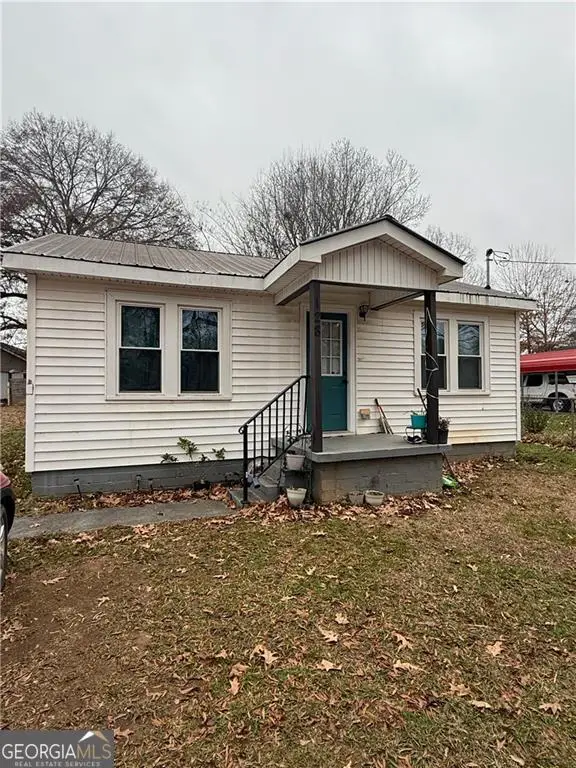 128 Victor Street, Calhoun, GA 30701
