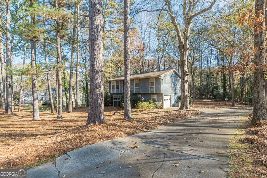 1767 Little Fawn Trail Nw, Conyers, GA 30012 - Image #2