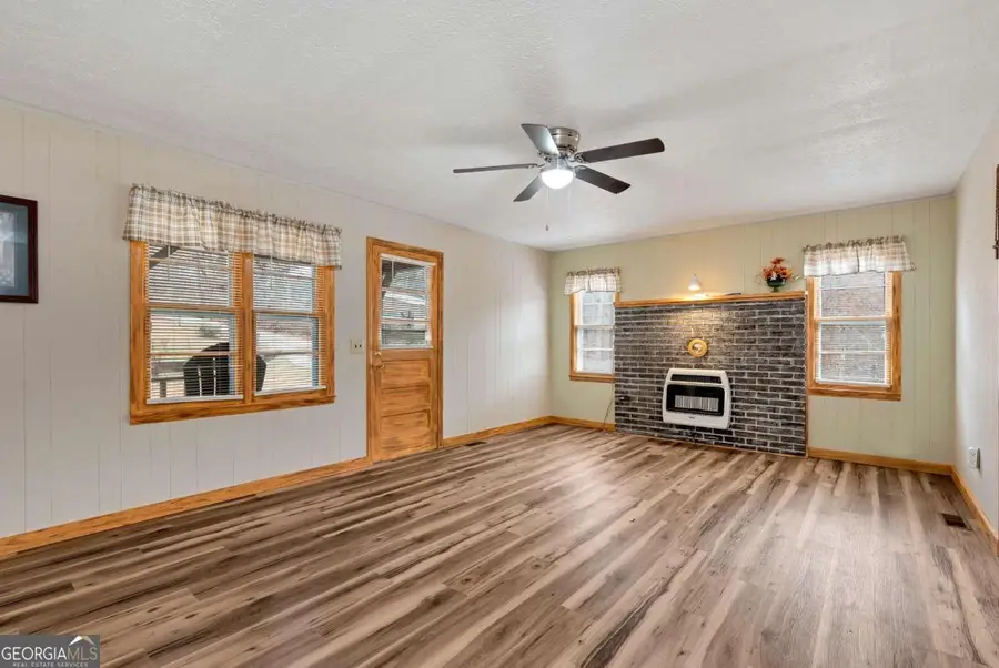 147 Twin Peaks Drive, Demorest, GA 30535 - Image #2