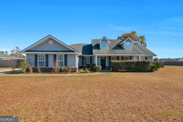 242 Parish Loop, Hinesville, GA 31313
